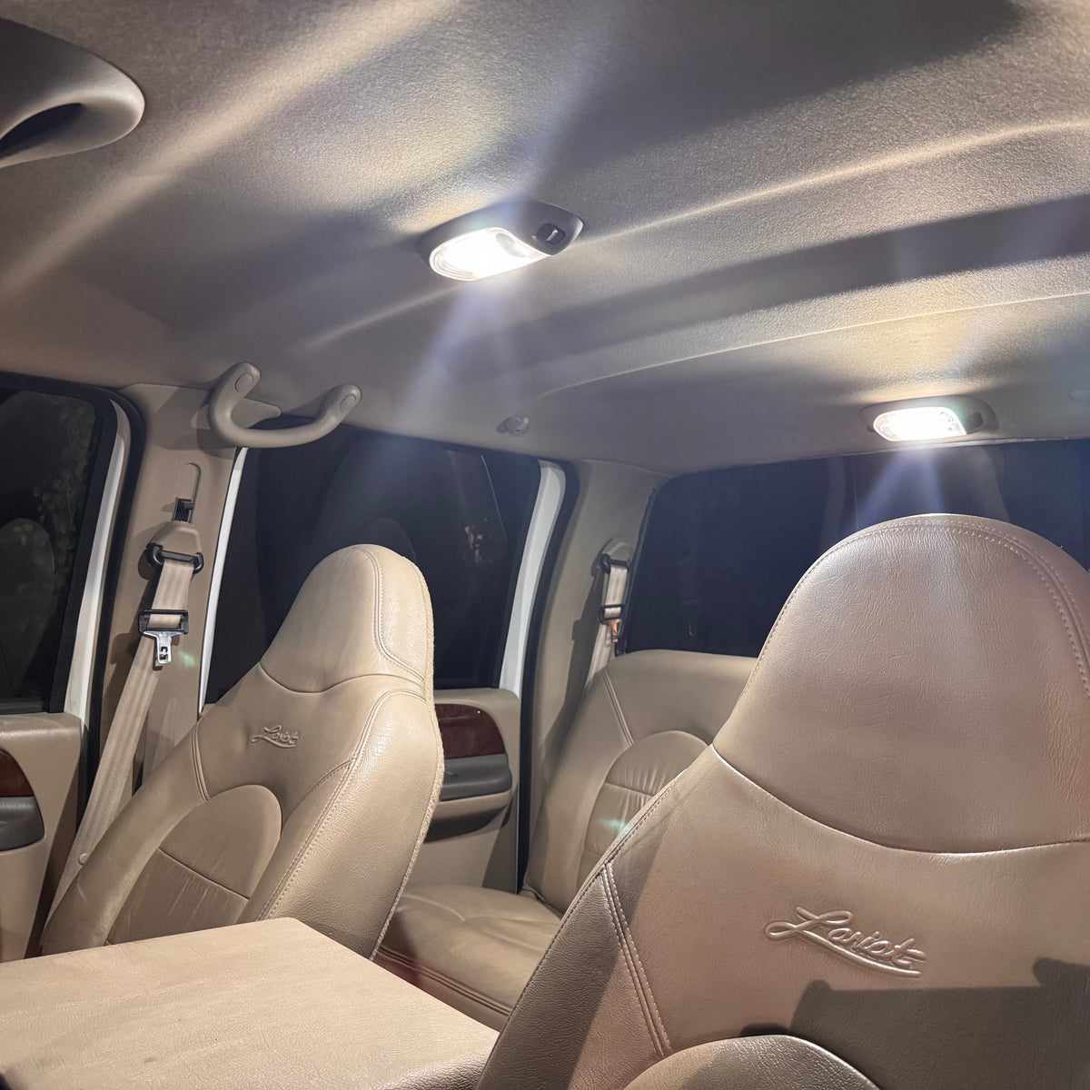 '99 - '04 Ford Super Duty F-250 & F-350 Standard Cab & SuperCab Interior/Exterior LED Bulb Retrofit Kit