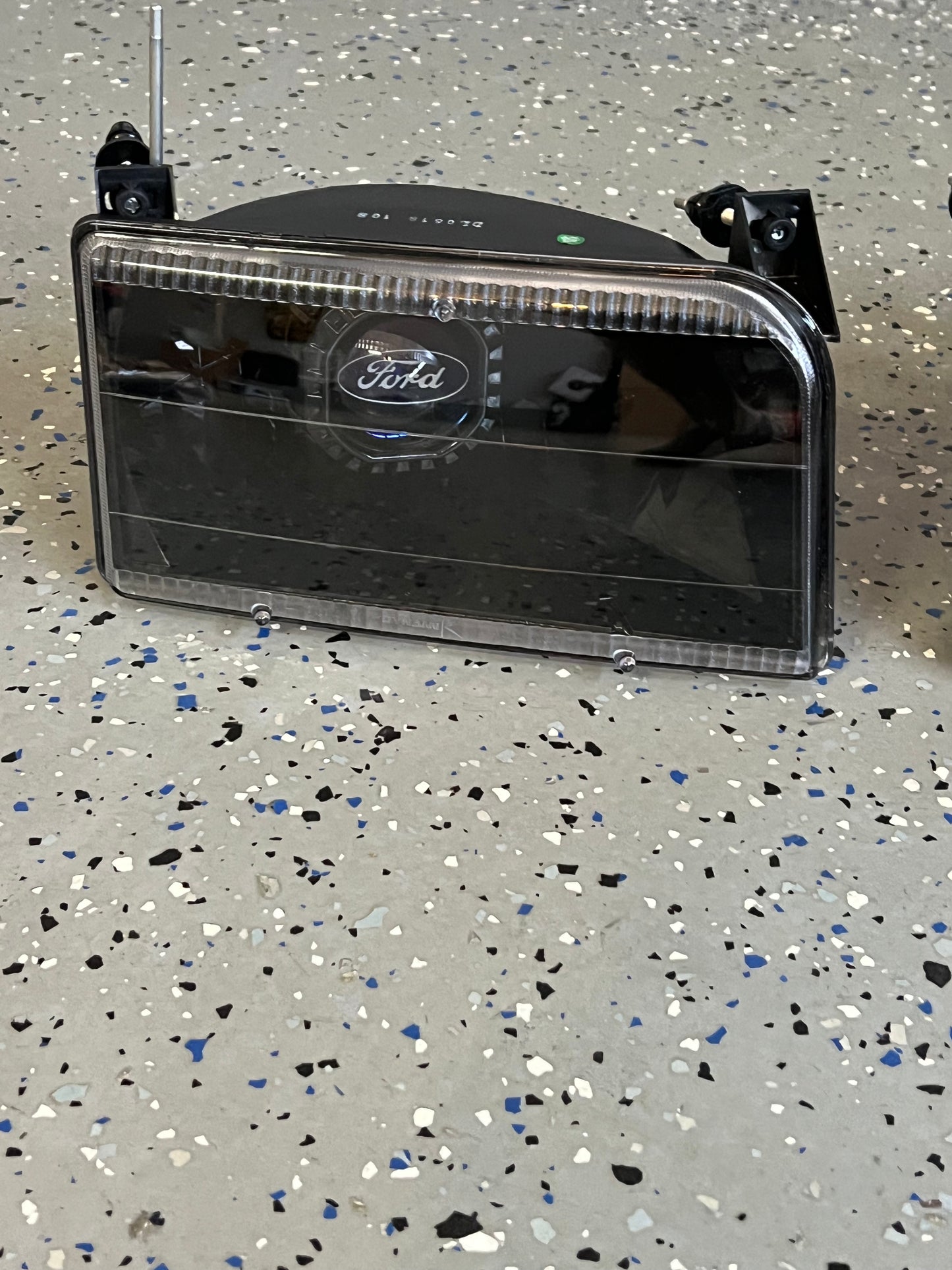 92-97 Ford OBS 3 piece retrofit Black/Chrome - HID Projector