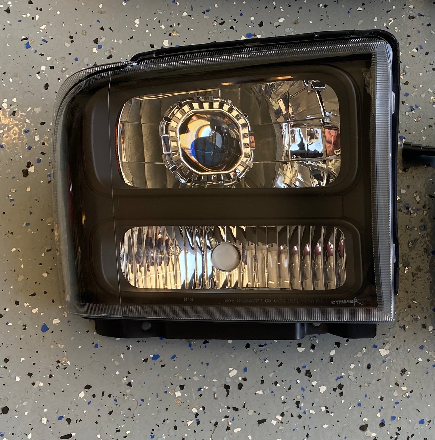 99-07 Ford F250/F350 Superduty/Excursion Headlight HID Retrofit