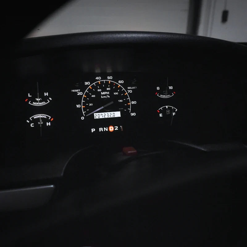 92-96 Cluster Faceplate Kit - Gas - F-Series