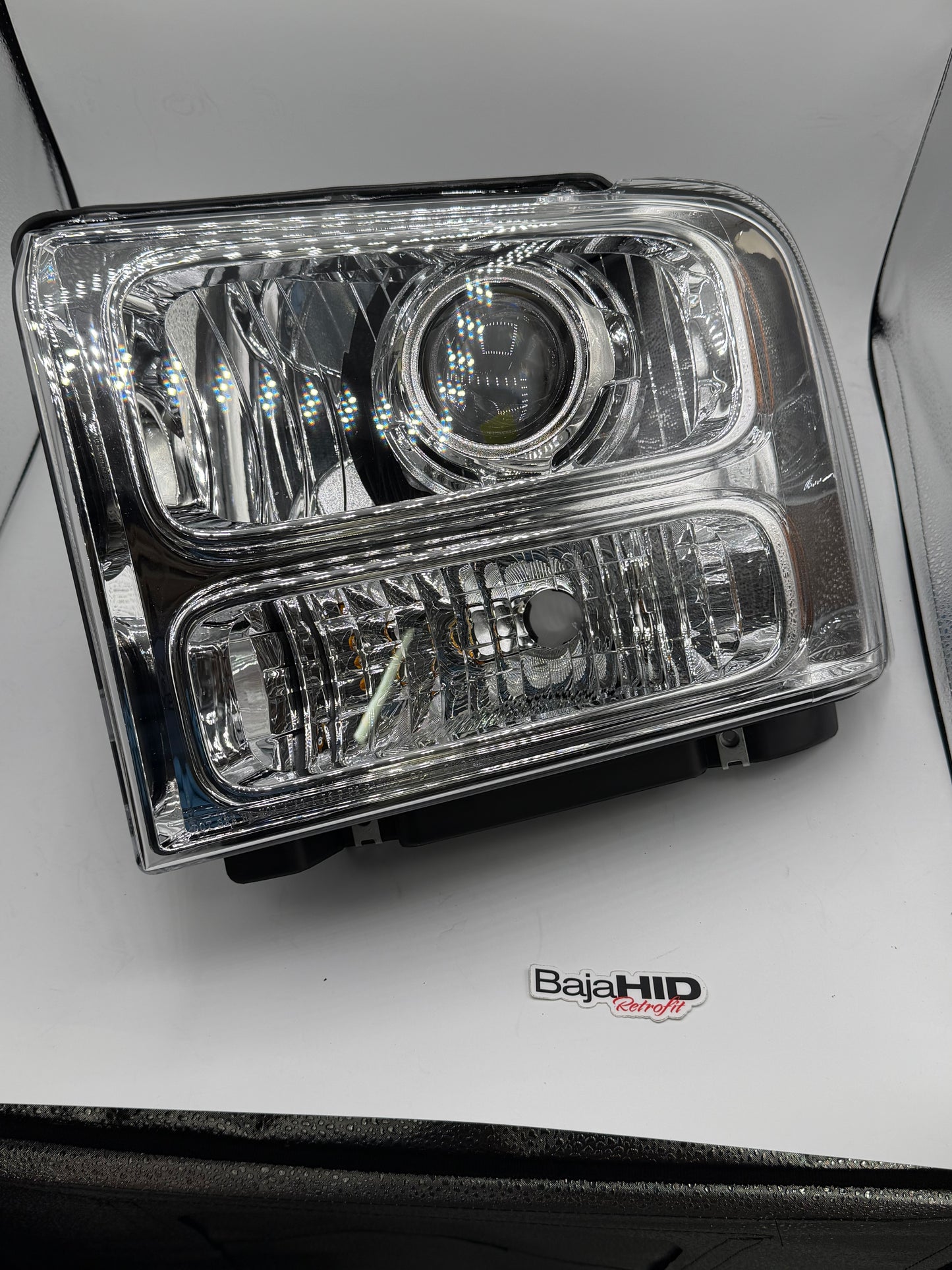 99-07 Ford F250/F350 Superduty/Excursion Headlight LED Retrofit
