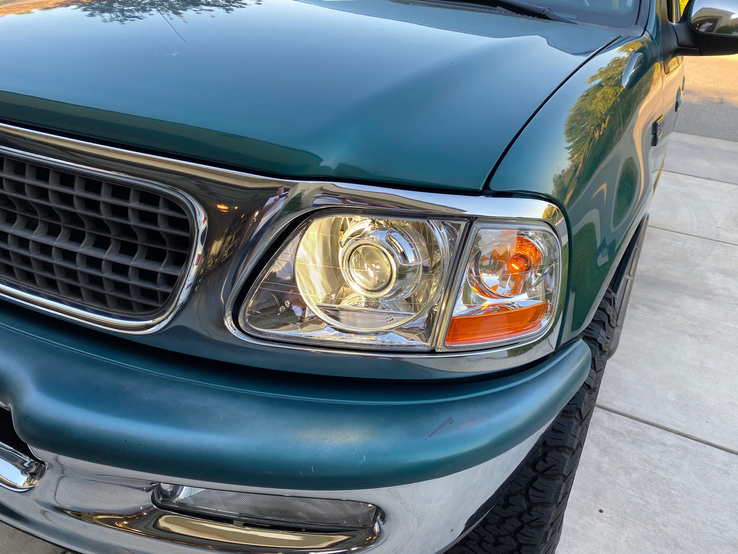 97-03 Ford F150/Expedition retrofit - HID Projector